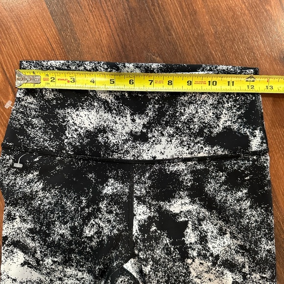 Lululemon Wunder Under leggings Aerify Jacquard Black Alpine White size 8 - Picture 6 of 9